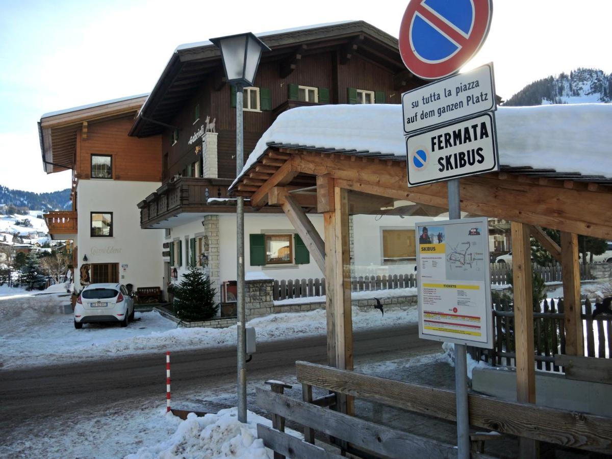 Garni Gabrieli Bed & Breakfast Corvara In Badia Luaran gambar