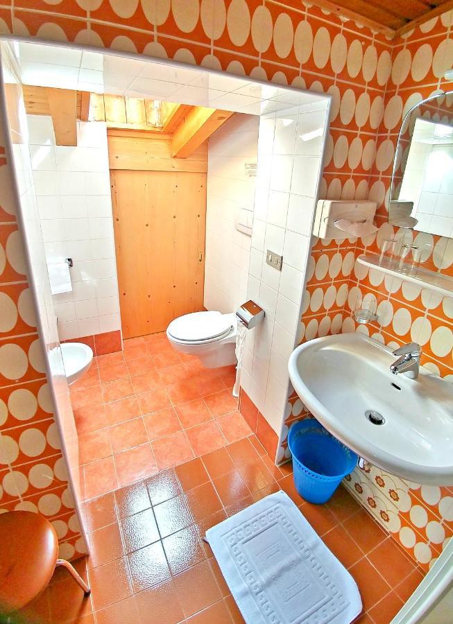 Garni Gabrieli Bed & Breakfast Corvara In Badia Luaran gambar