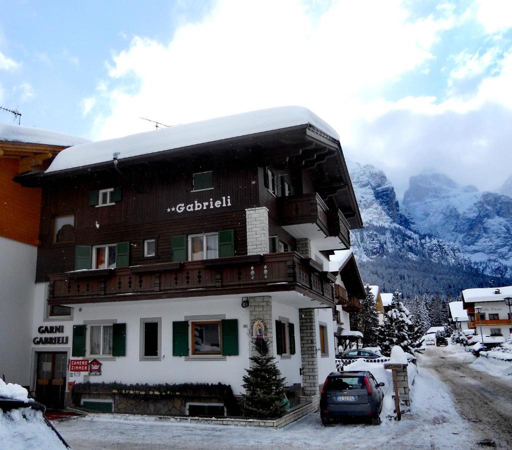 Garni Gabrieli Bed & Breakfast Corvara In Badia Luaran gambar