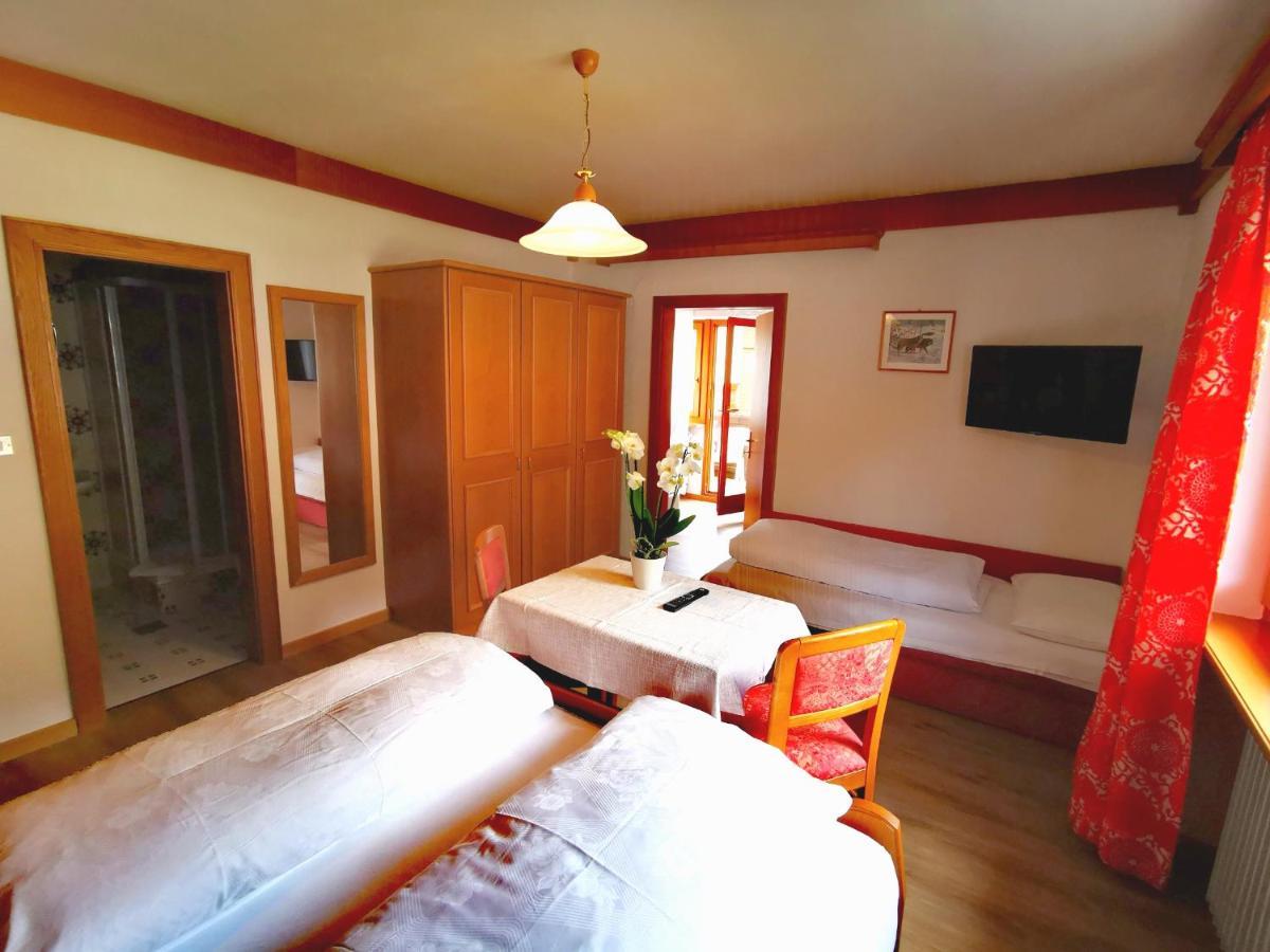 Garni Gabrieli Bed & Breakfast Corvara In Badia Luaran gambar