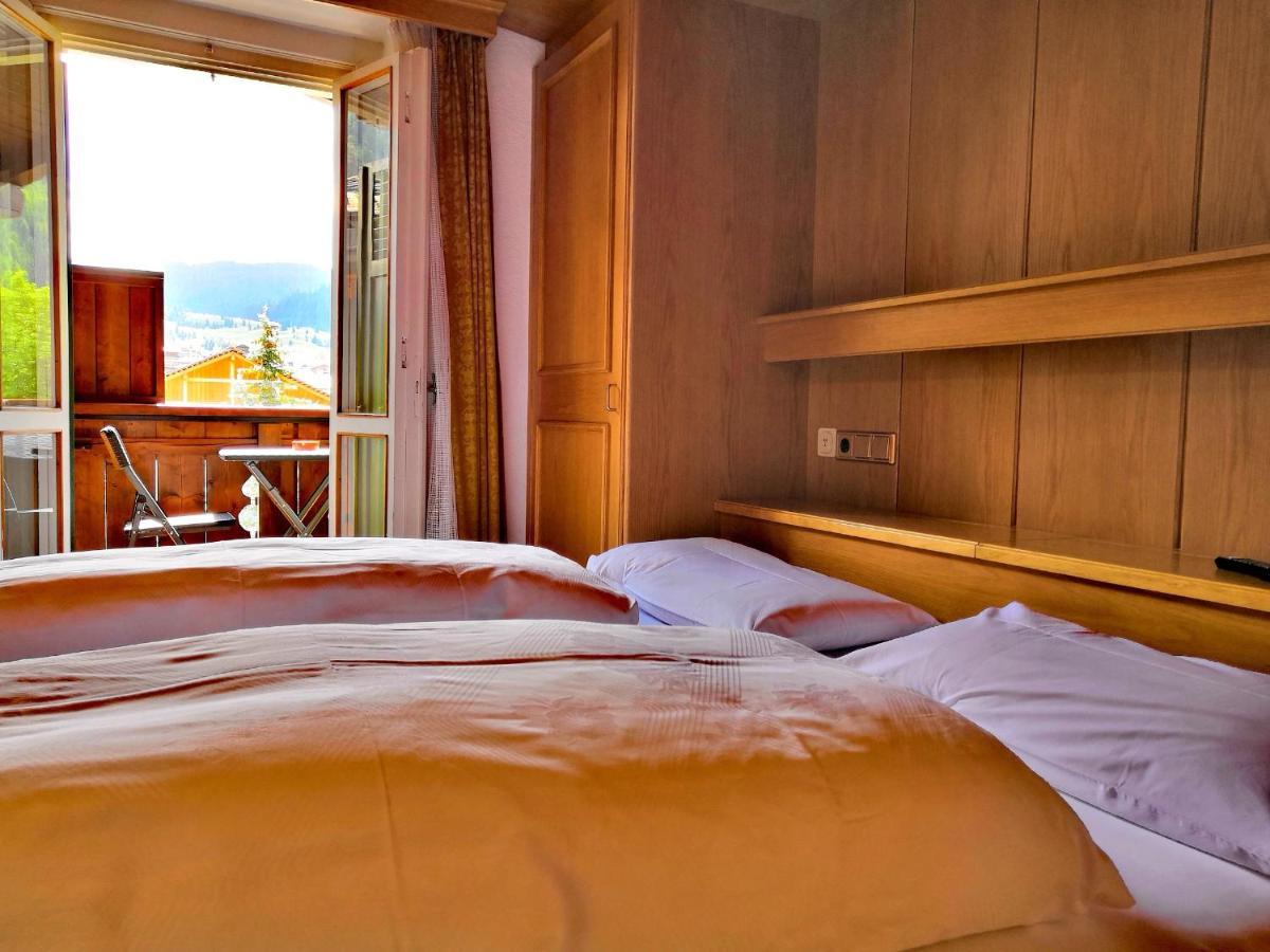Garni Gabrieli Bed & Breakfast Corvara In Badia Luaran gambar
