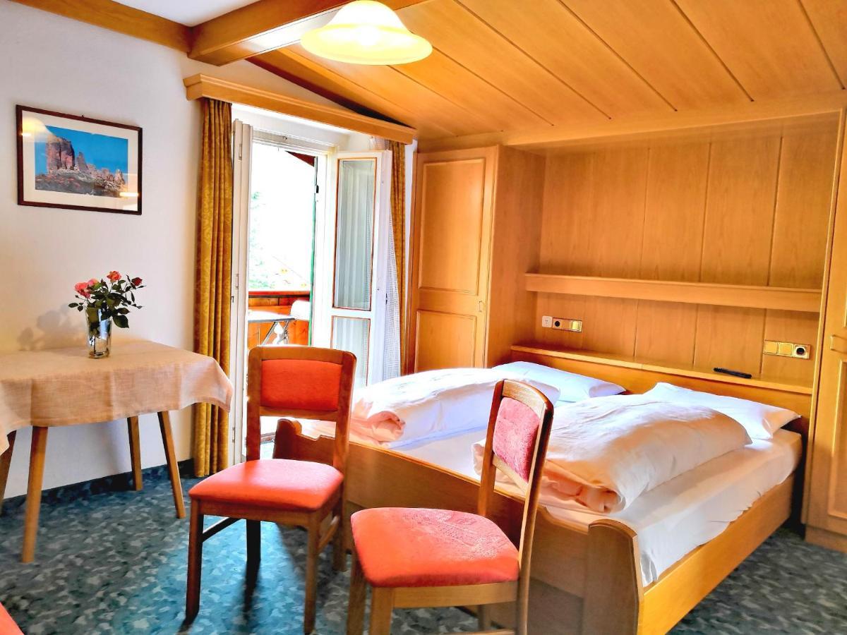 Garni Gabrieli Bed & Breakfast Corvara In Badia Luaran gambar