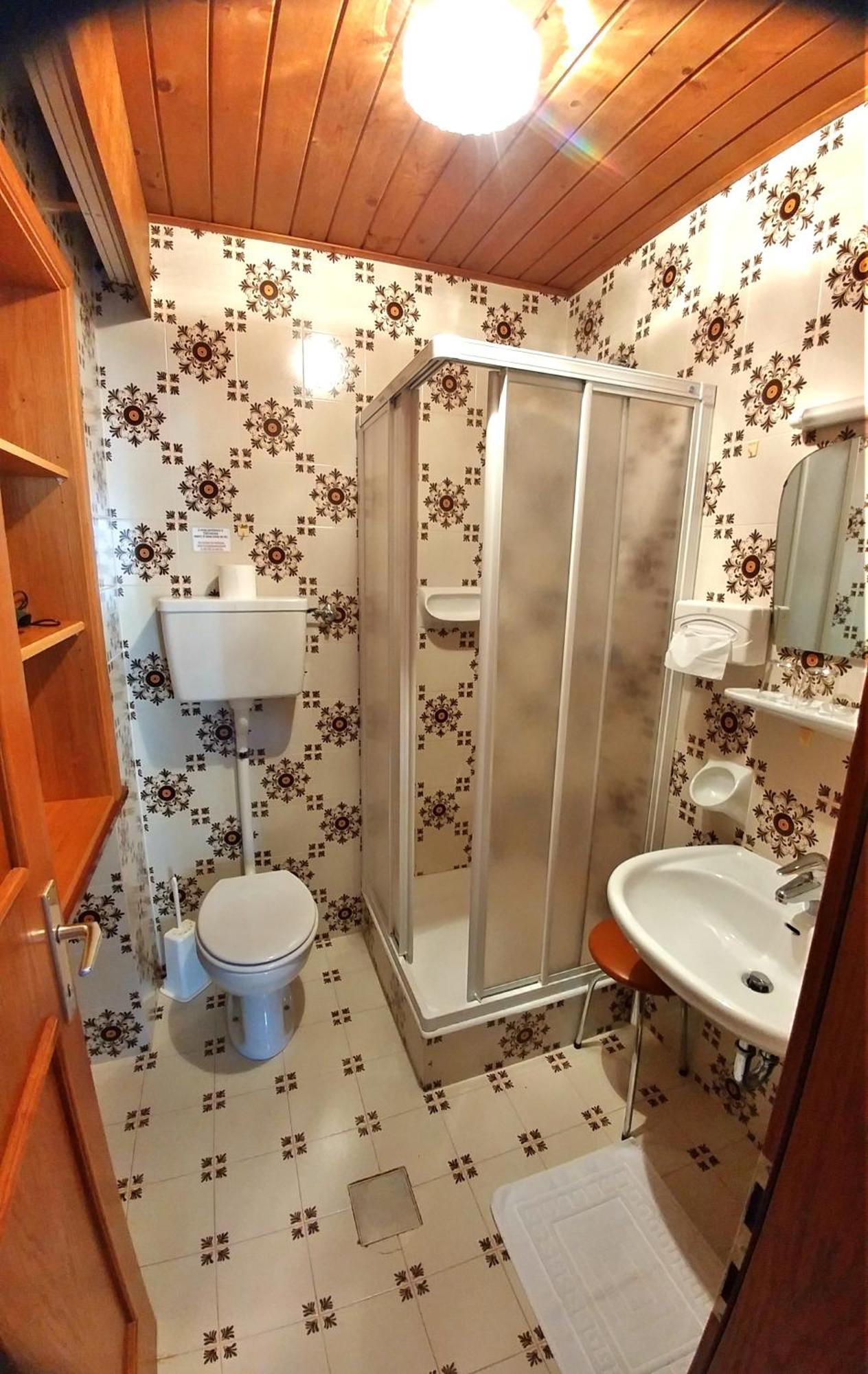 Garni Gabrieli Bed & Breakfast Corvara In Badia Bilik gambar