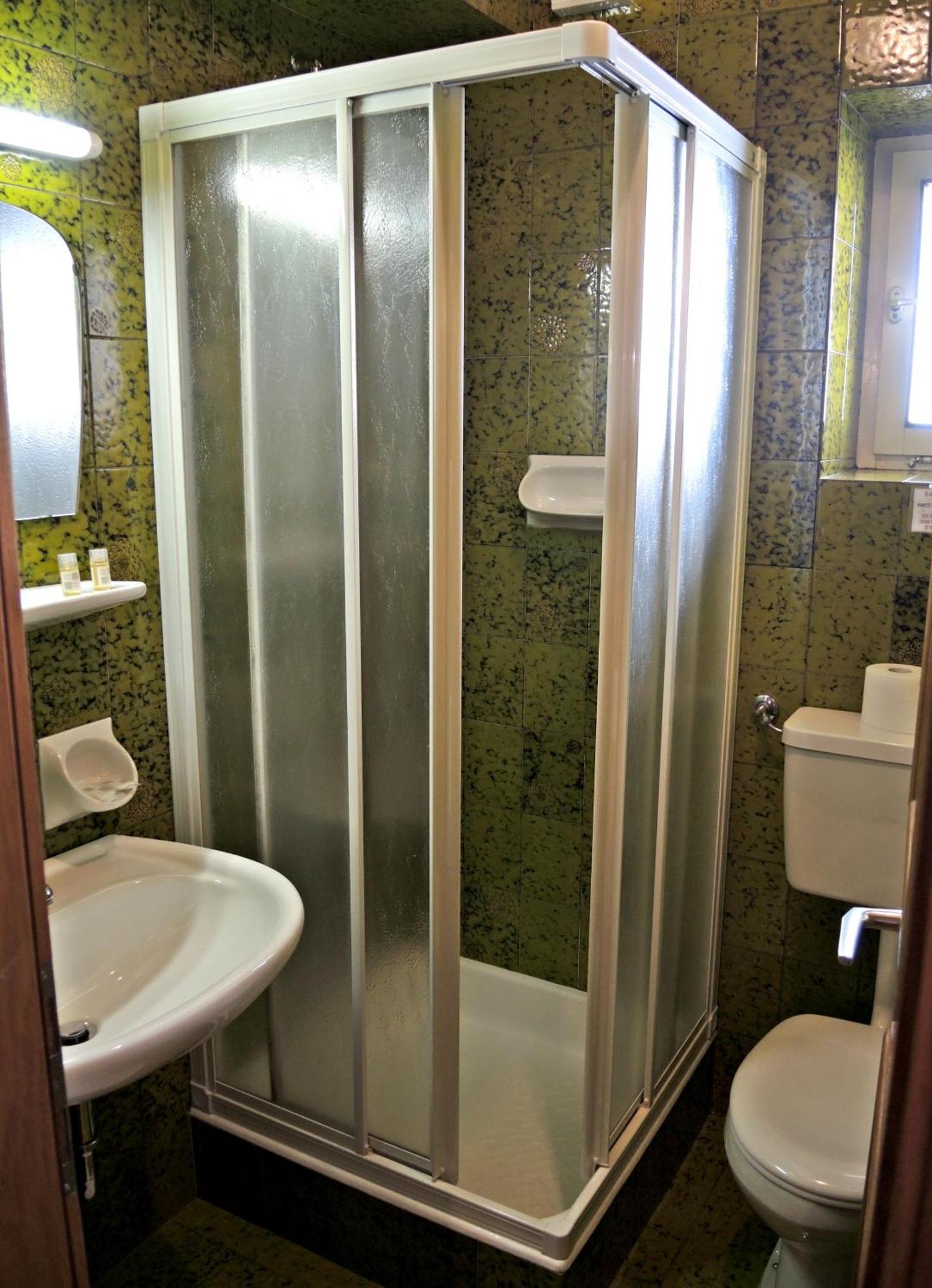 Garni Gabrieli Bed & Breakfast Corvara In Badia Bilik gambar
